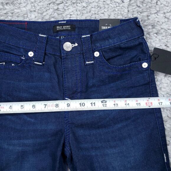 True Religion Riley Big T Raw Hem Mid Rise Bermuda Jean Shorts Dark Wash Size 27 - Picture 5 of 11